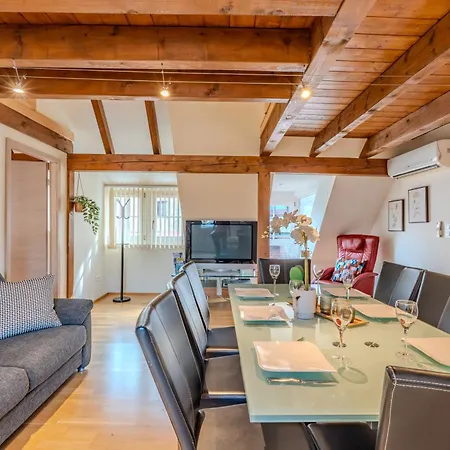 Duplex Centre - Climatisation - 6 Pers Appartement